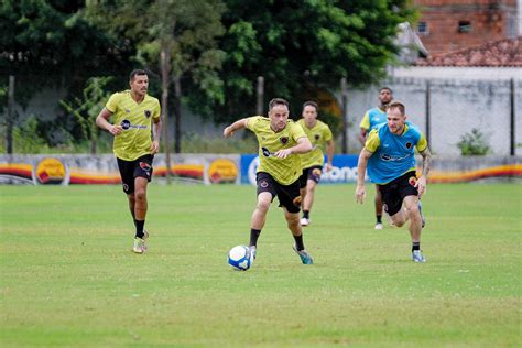 Invicto na Série C Botafogo visita o Sampaio Corrêa neste sábado PB