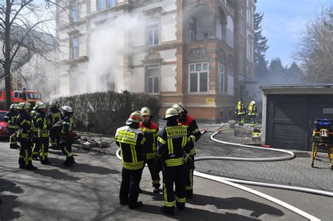 Wiesbadenaktuell Feuerwehreinsatz Kellerbrand In Der Uhlandstra E In