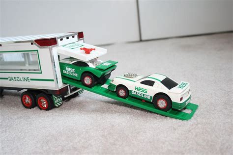 Lot of 3: Hess 2005 Fire Truck, 2000 Fire Truck with Ladder, 1997 truck ...