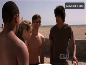 GILLIAN ZINSER Nude AZNude