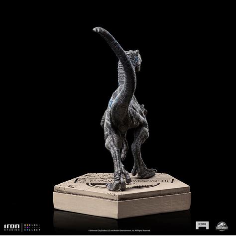 Jurassic World Velociraptor Blue Statuette Icons Cm Shopforgeek