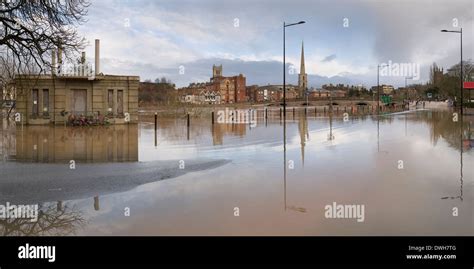 A panoramic photograph of the River Severn flooding over Tybridge ...