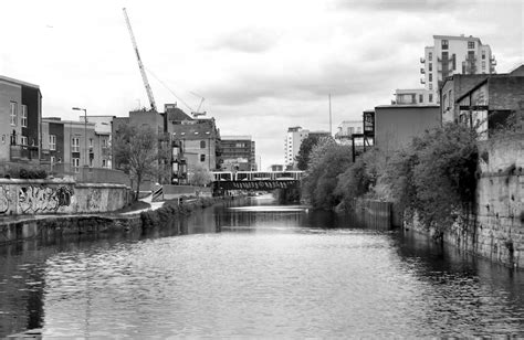 Limehouse Cut Limehouse Cut And The Dlr London Th Apri Flickr