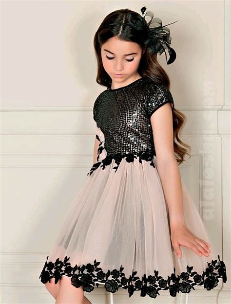 Venta vestidos para graduaciones de niñas en stock