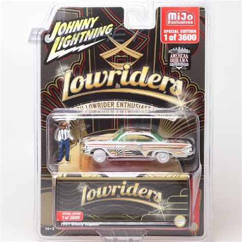 Johnny Lightning Lowriders