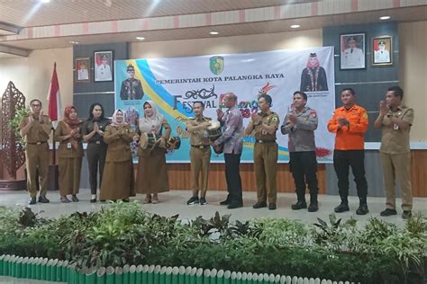 Wali Kota Palangka Raya Membuka Palangka Festival Dayak News