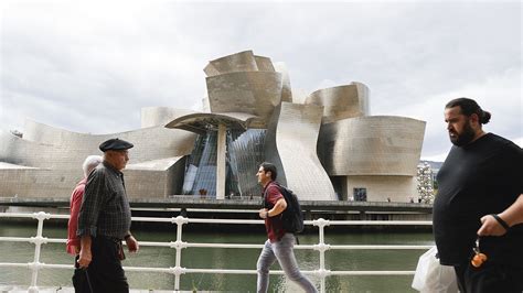 El Museo Guggenheim De Bilbao Celebra Sus A Os Con Una Gran