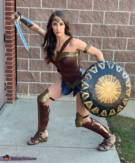 Wonder Woman Costume | Last Minute Costume Ideas