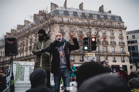 Marche Des Solidarit S Janvier D Clictic