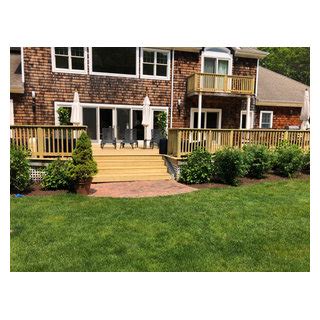 Quogue Pressure Treated Deck Classique Terrasse En Bois New York