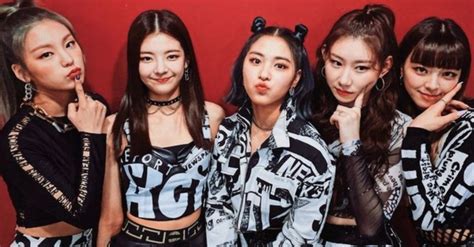 7 girl group TikTok accounts you should definitely check out | allkpop