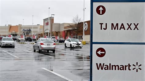 Customers surprised, saddened at loss of Towson Walmart