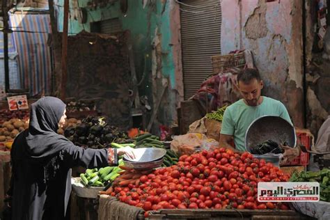 نقيب الفلاحين يصدم المصريين بارتفاع قريب في أسعار الطماطم والبطاطس