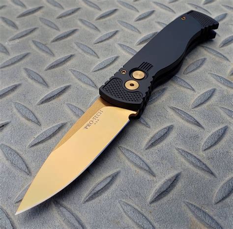 Protech Knives Tactical Response 2 Automatic Copper Rose Blade Black