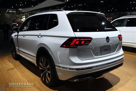 2020 Volkswagen Tiguan SEL Premium R Line At The 2019 Los Angeles Auto