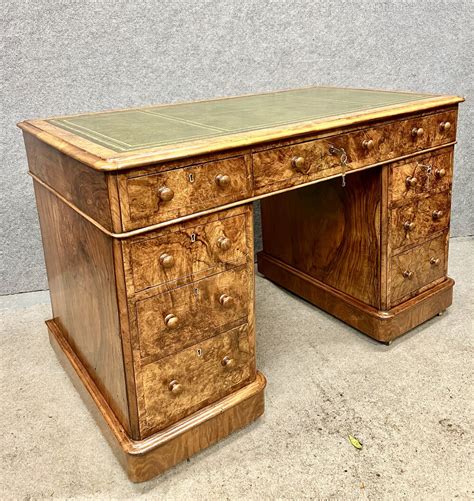 Good Quality Victorian Burr Walnut Desk Antiques Atlas