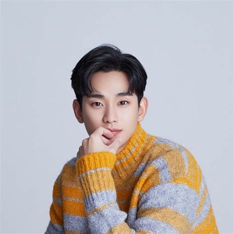 Biodata Dan Profil Lengkap Kim Soo Hyun