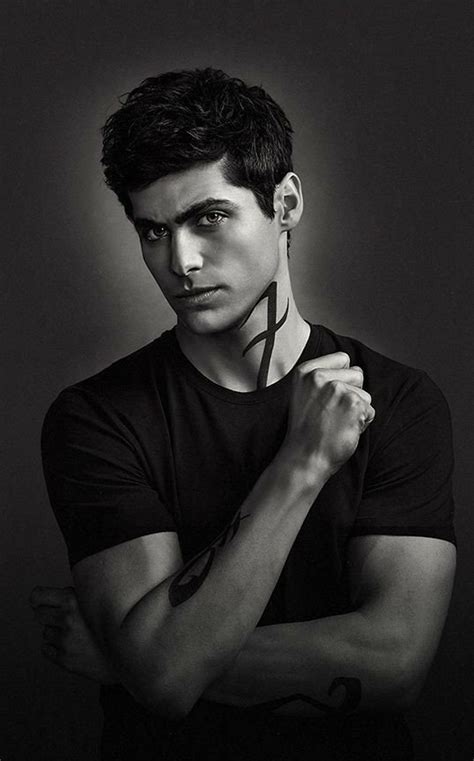 Alexander Gideon Lightwood Wiki O O Shadowhunters Rpg O O Amino