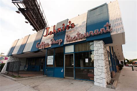 Googie Landmark Johnies Coffee Shop Lives On In The Movies Eater La