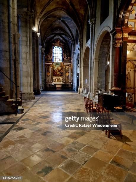 32 Besançon Cathedral Stock Photos, High-Res Pictures, and Images ...