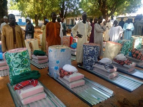 1 800 Households In Kwara Receive Relief Materials P M News