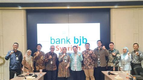 Plt Direktur Utama Bank Bjb Syariah Ita Garmeita Bersyukur Atas