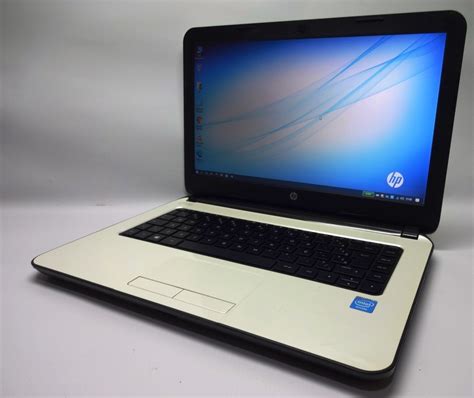 Notebook Hp 14 R050br Branco Intel Dual Core 4gb 500gb Win10