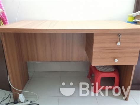 Reading Table For Sale In Nasirabad Bikroy