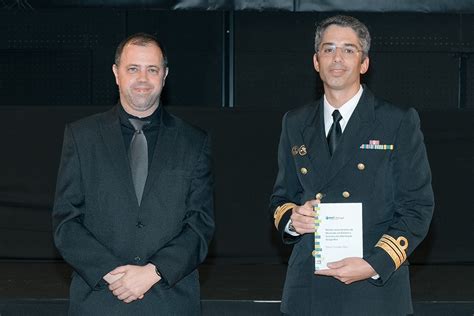 Militar da Marinha conquista prémio de melhor aluno finalista de