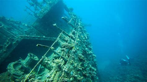 Amazing Shipwreck Spots To Visit Around The World