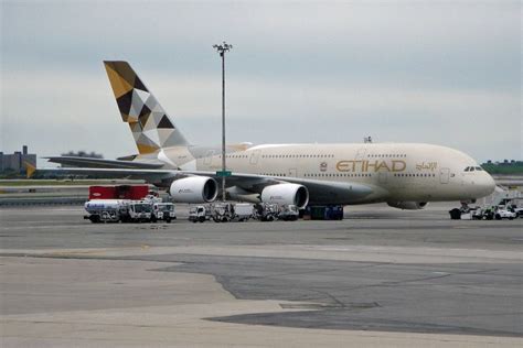 Etihad Airways Fleet Airbus A380-800 Details and Pictures