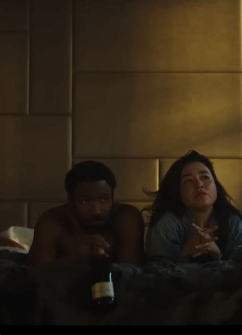 Maya Erskine And Donald Glover On Prime Video S Mr Mrs Smith