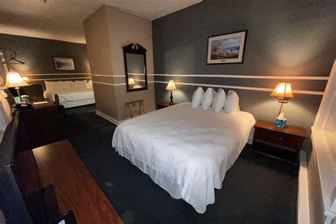 Kalispell Grand Hotel in Kalispell: Reviews, Deals, and Hotel Rooms on ...