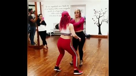 Lesbian Dancing Bachata Dance Very Hot Youtube