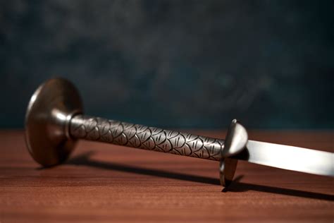 Rondel Dagger (Wallace Collection A729) – FF Swords