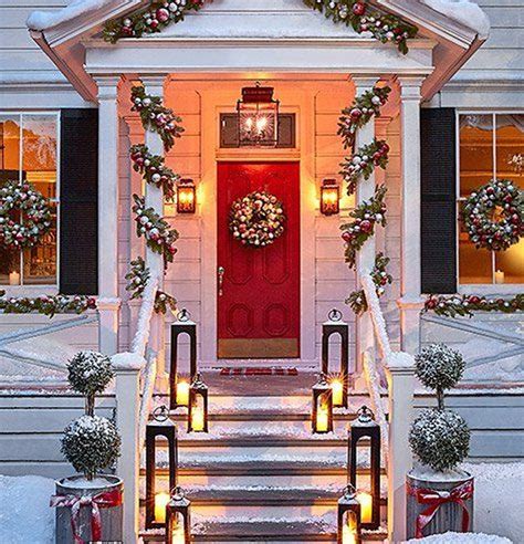 The Best Christmas Lanterns Outdoor Ideas Best For Front Porches 26 - HMDCRTN