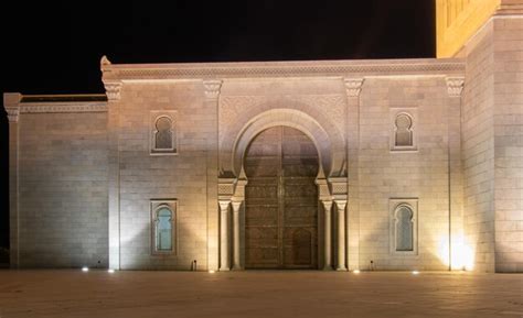 Mezquita malik ibn anas una mezquita histórica en cartago túnez Foto