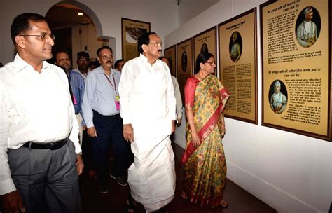 Venkaiah Naidu visits National Museum