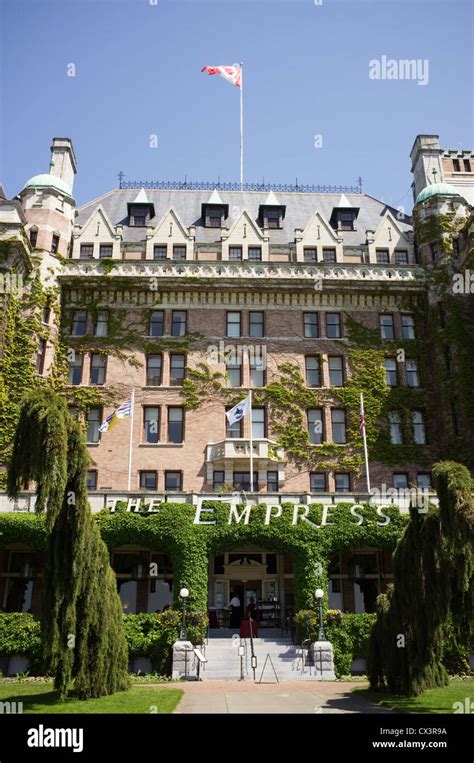 Empress hotel victoria canada hi-res stock photography and images - Alamy