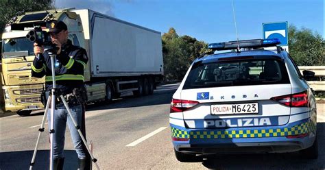 Controlli Della Polstrada Sull Alt Velocit Nelle Strade Siciliane