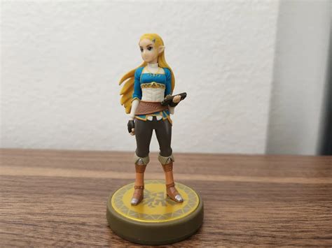 Zelda Amiibo by Living in my parents basement | Download free STL model ...