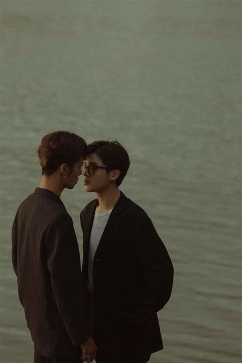 Gay Aesthetic Couple Aesthetic Character Aesthetic Tumblr Gay Pose Reference Photo Drawing
