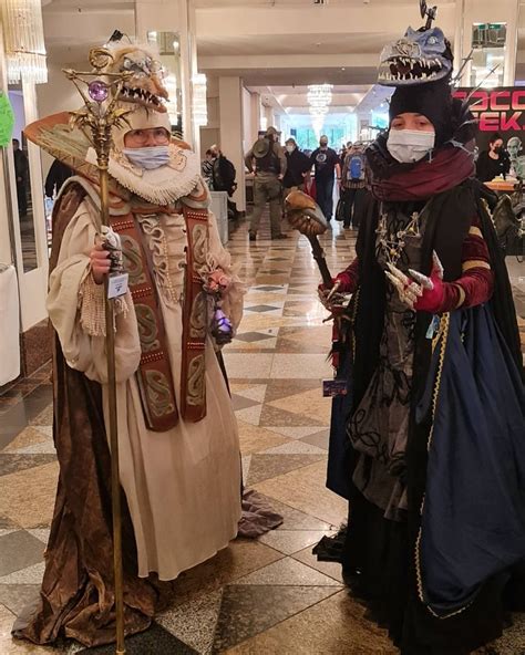 The Dark Crystal Skeksis Costume