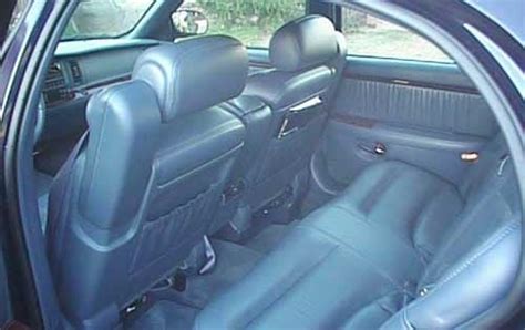 1999 Buick Park Avenue Pictures - 13 Photos | Edmunds