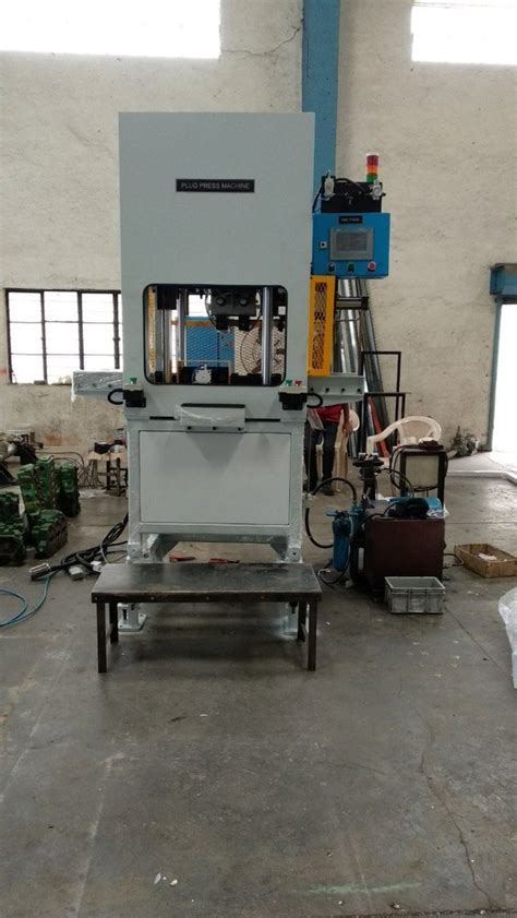 Plug Press Machine At Best Price In Pimpri Chinchwad By Triotech