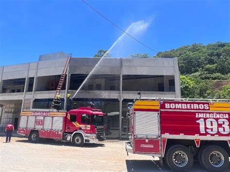 Bombeiros são acionados para princípio de incêndio em Brusque