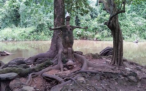 Osun The Yoruba Orisha Of Water Fertility And Love