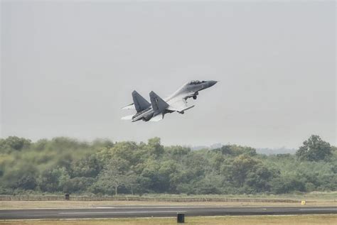 In Pics Tejas Sukhoi Jaguars Of Iaf And Singapore S F Roar In