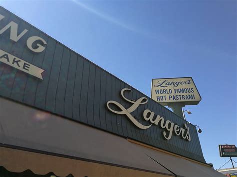 Langer's Delicatessen Restaurant - Langer's Delicatessen - The Legendary Pastrami Sandwich, Mouth-Watering ...
