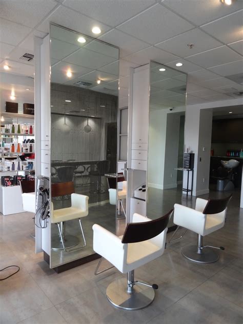 A Joshua Christopher Salon Salon Nails Design By Leslie McGwire Via